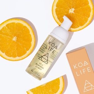❤️ NEW! KOA LIFE Vit-C Brightening Cleanser